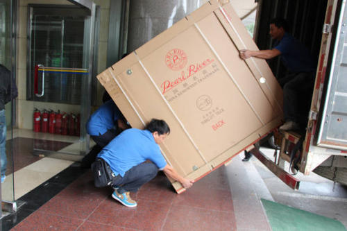 通海口镇钢琴贵重工艺品无忧运